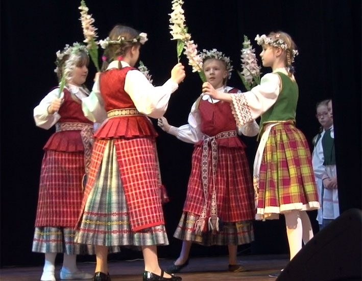 Vasario 16-osios minėjimas Seinuose (1/2)