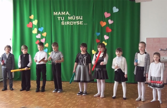Motinos diena Vidugirių mokykloje