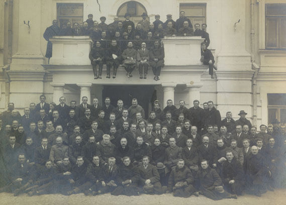 Šešios neįprastos tarpukario Lietuvos Seimų asmenybės