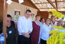 Punsko šeimininkių patiekalai Lenkijos premjerui