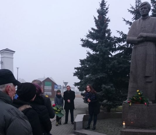 Vysk. Antano Baranausko 185-ųjų gimimo metinių paminėjimas Seinuose