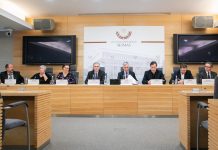 Valdantieji siekia pažaboti žiniasklaidą kultūros leidinių sąskaita?