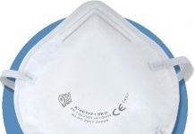 Dėvint kaukes išsausėjo veido oda? Padėti gali tinkamas kremas