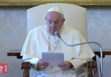 Popiežius: kai sunku, mintys tekrypsta į Kristų