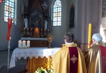 Velykų ryto pamaldos iš Žiežmarių bažnyčios