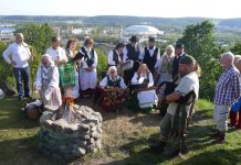 Kaune ant Veršvų piliakalnio Baltų vienybės dienos minėjimas