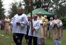 Į Žagarius atkeliavo šv. Jono Pauliaus II relikvija