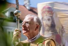 Sigitas Birgelis. Vis daugiau lenkų nusigręžia nuo Bažnyčios