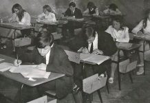 Kada buvo įvesti abitūros egzaminai?