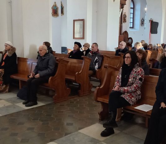 Vasario 16-osios minėjimas Suvalkuose