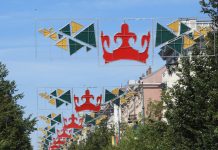 KAD GIRIA ŽALIUOTŲ… Lietuvos dainų šventei – 100
