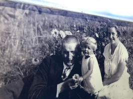 Išsiaiškinta, už kokius nuopelnus ir koks Lietuvos Respublikos apdovanojimas yra skirtas Baliui Sruogai