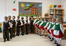 Suvalkų lietuvių vaikų darželio šokėjai pasirodė XVI vaikų šokių festivalyje