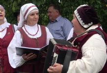Punske atidengtas koplytstulpis