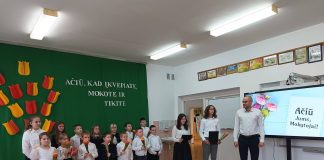 Vidugirių mokykloje paminėta Mokytojų diena